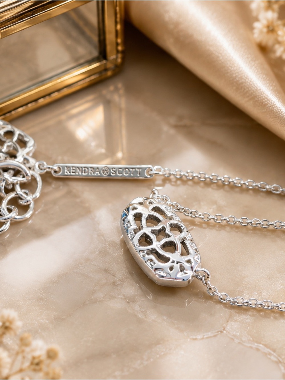 Kendra Scott Silver-Tone Iridescent Pendant Necklace - Picture 6 of 6